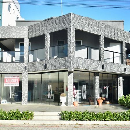 Apartamento Residencial Melfi 3 Ap.1 Frente Bombinhas Exterior foto